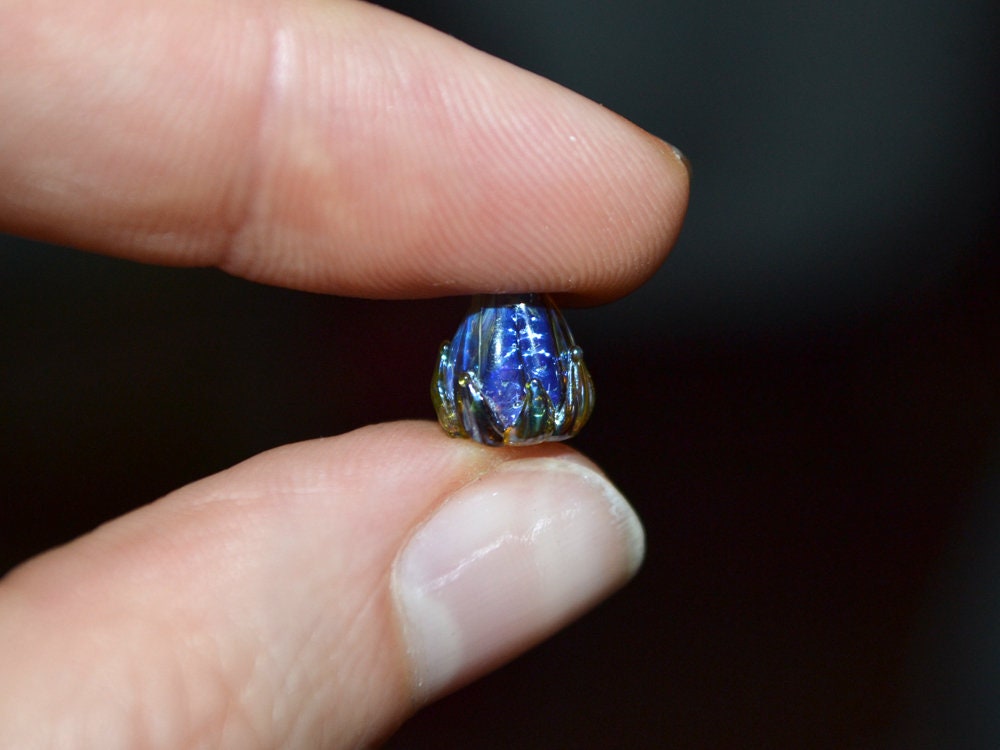 Purple green flower beads, Purple yellow floral beads, Netting pattern beads, 7mm glass beads, Tiny flower beads, Artisan lampwork beads