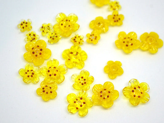 Sunny yellow flower glass beads|Set of 12pcs|Transparent|Opaque|Artisan Lampwork|Bright yellow|Bead set|Sunshine yellow|Floral lampwork bead