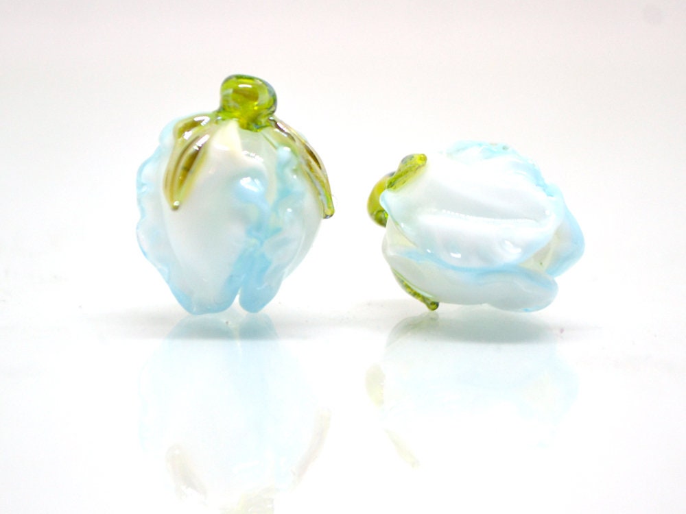 Pale blue glass beads, Lampwork flower beads, Sky blue beads, White blue glass beads, Romantic lampwork, Artisan lampwork, Something blue