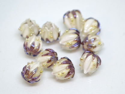 White 10mm flower lampwork beads purple gold, Wedding jewelry making, White necklace, Lampwork art, Glass flower beads Floral beads Handmade