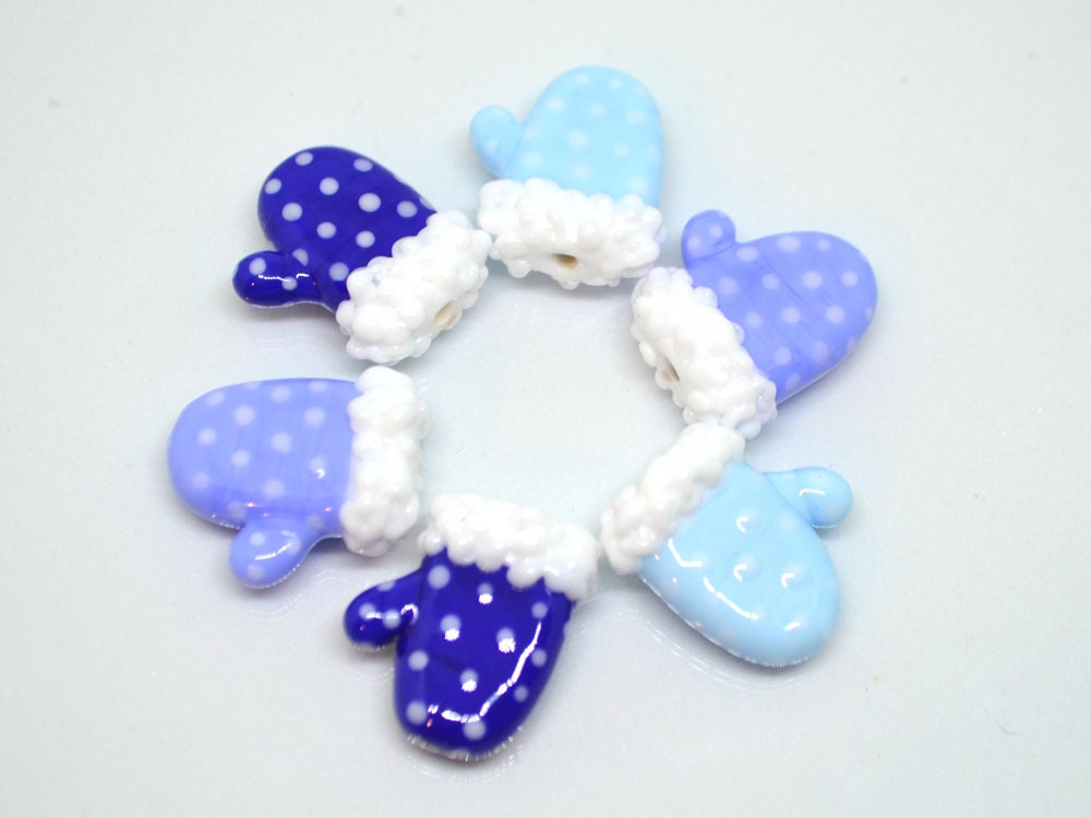 Blue glass mitten bead, Lampwork mitten bead, Vertically Drilled Blue with White Polka Dots, Christmas lampwork