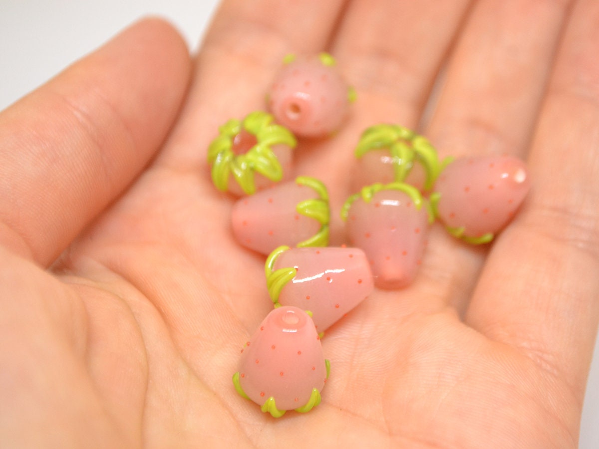 Pale orange Strawberry beads, Glass berry beads, Lampwork berries, Lampwork strawberry, Nature inspired, Berry jewelry