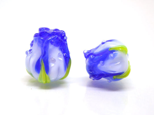 Blue rose bud beads, Lampwork rose beads, Cobalt blue beads, Artisan lampwork, Floral Lampwork pendant, DIY earrings, Glass flower jewelry