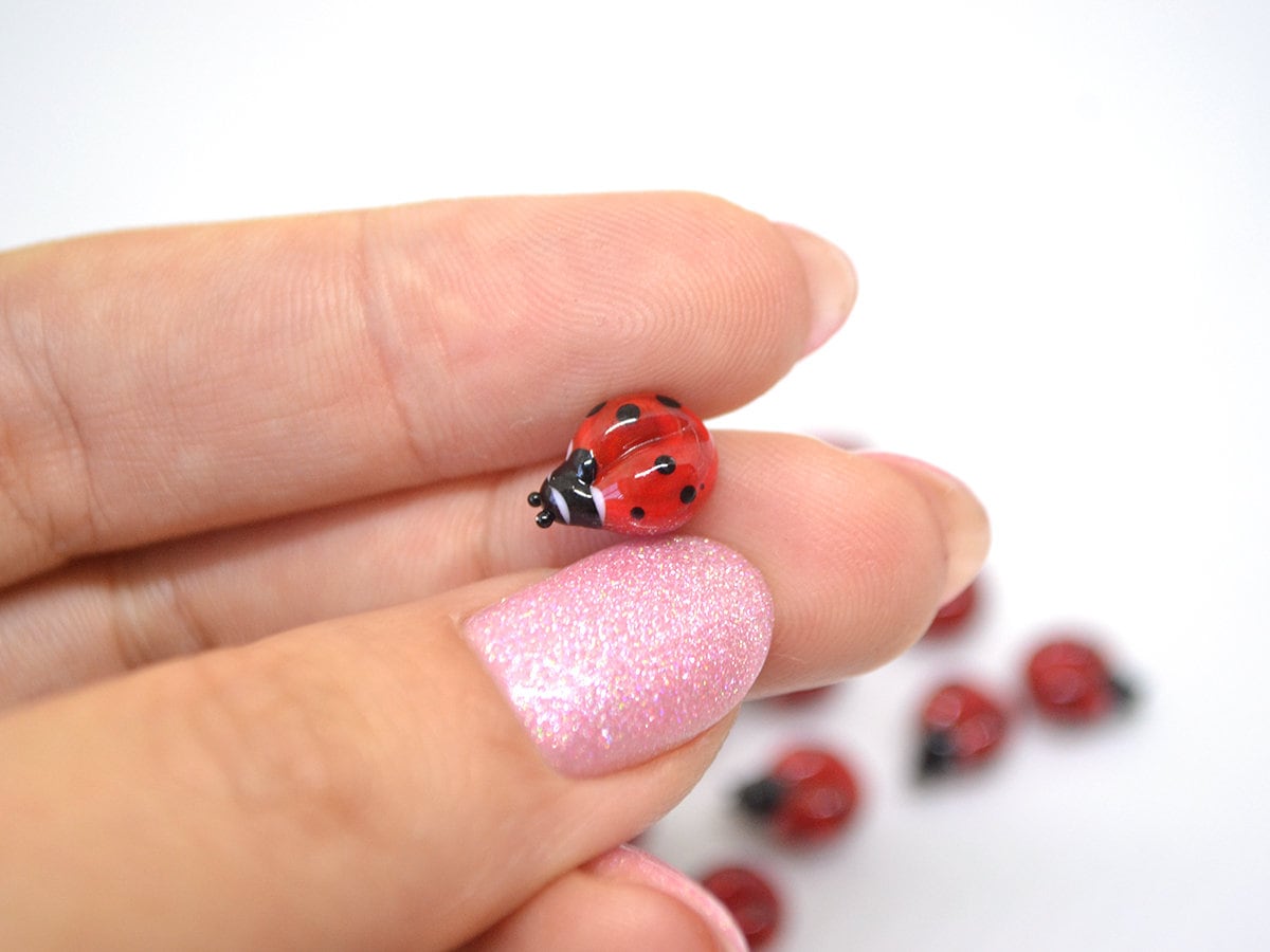 Lampwork ladybug beads