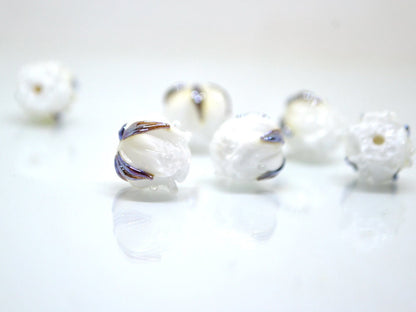 White silver rosebud beads, white floral lampwork, Glass rose beads, Lampwork pair, Flower bud beads, Floral jewelry making
