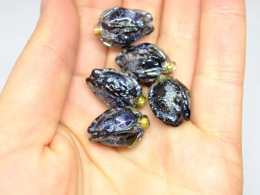 Black rose bud beads, Glitter Lampwork Bead, Floral lampwork beads, Sparkly beads, Glitter beads