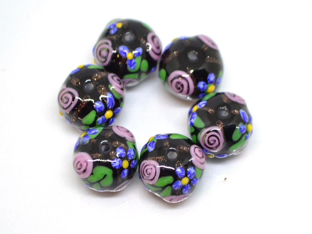 Ethnic black Glass beads, Venetian Glass, Vintage bead jewelry, Black pink glass beads, Artisan lampwork, flower, hutsul beads