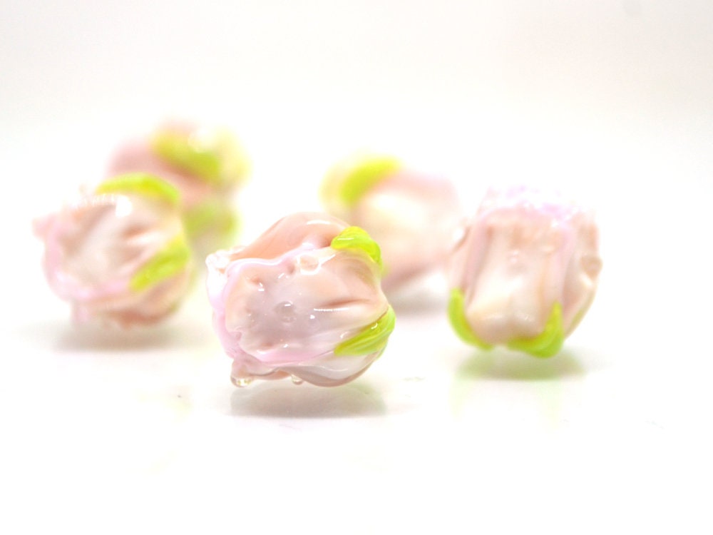 Pink powder rosebud beads, Blush pink floral lampwork, DIY Jewelry, Glass rose beads, Tender lampwork, SRA beads, Lampwork pair