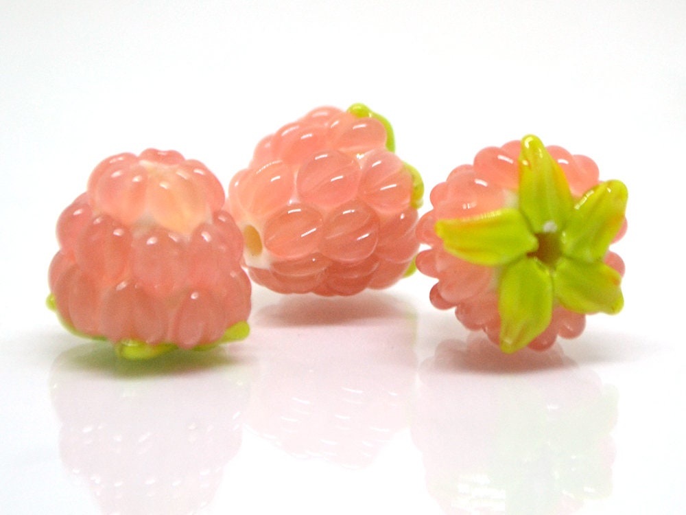 Salmon glass raspberry, Peach Lampwork berries, Lampwork berry beads, Berry jewelry making, Artisan lampwork, Summer glass beads, Berry