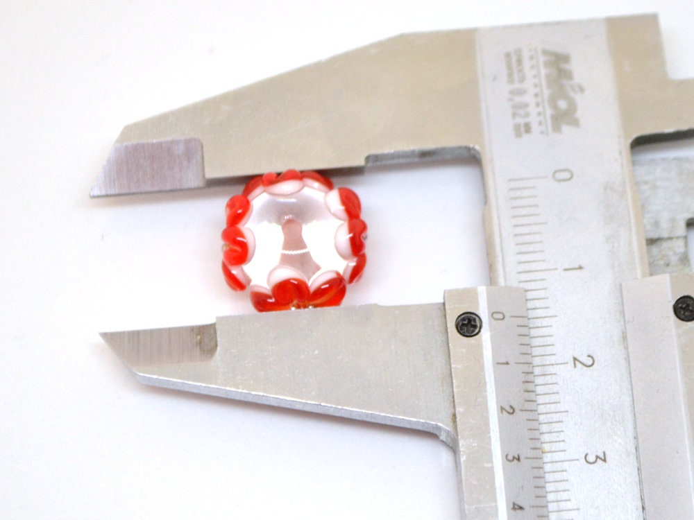 red flower beads red glass beads with flowers red transparent bead clear lampwork beads summer bright red beads earrings making jewelry