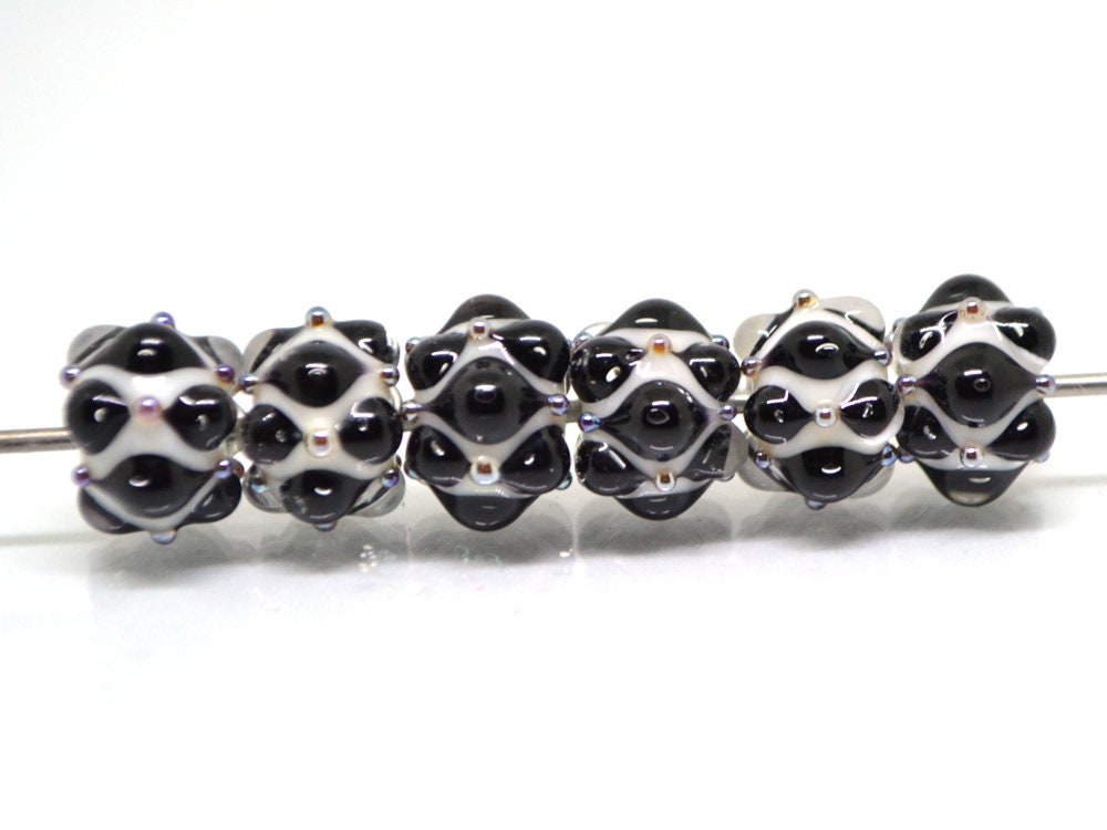 White black handmade glass bead, 10mm glass beads, White lampwork, Artisan lampwork, Beads for bracelet, Black and White