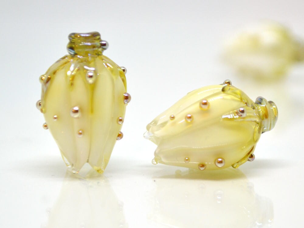 white flower glass beads for jewelry making wedding jewelry bridal jewelry flower girl jewelry floral glass beads white lampwork beads beige