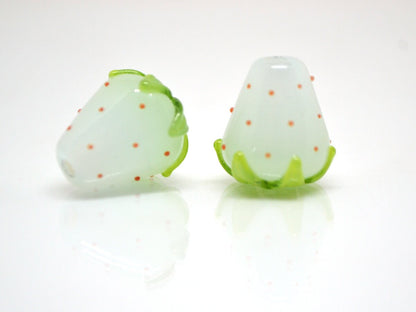 Pale blue Strawberry beads, Lampwork berry beads, Lampwork strawberry, Blue Berry beads, Artisan Lampwork, Berry jewelry, Glass berries