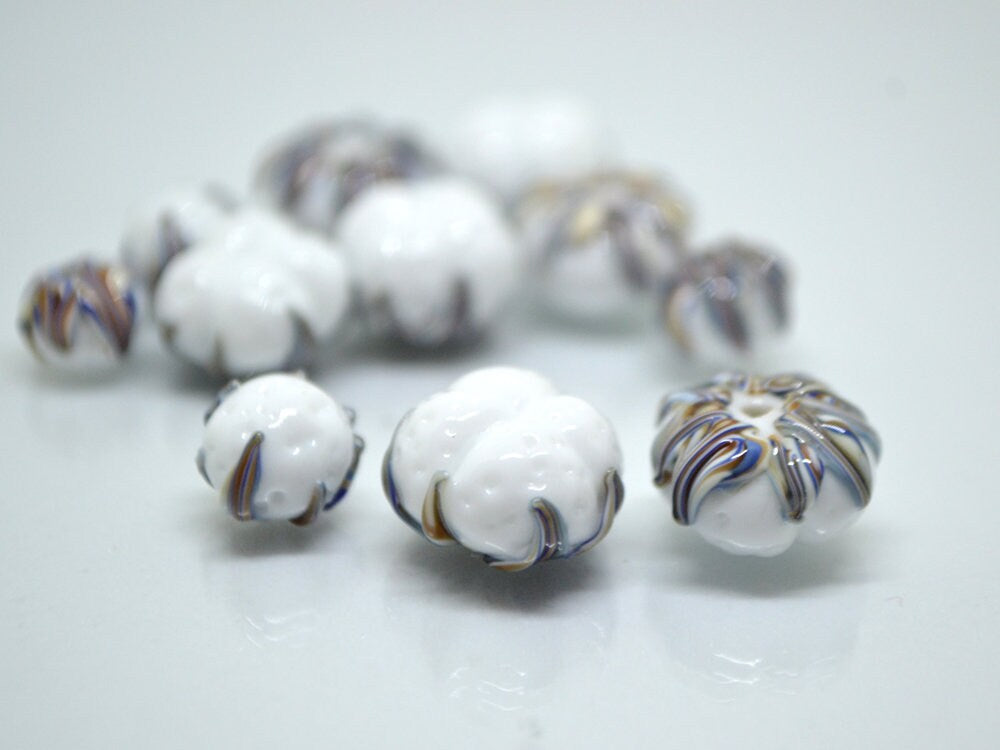 Lampwork cotton flower, Cotton flower beads, Nature inspired, Artisan lampwork, white silver beads