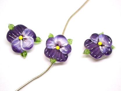 Purple glass pansy beads, Lampwork pansies, Lampwork flower beads, Purple lampwork pansy