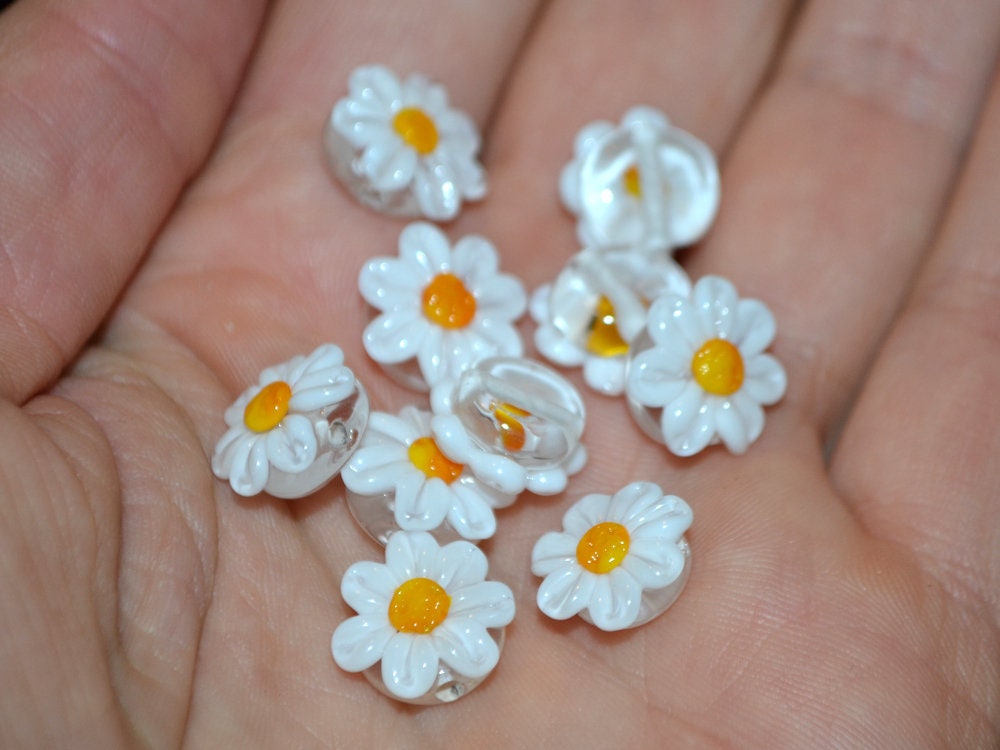 Lampwork Chamomile beads, Chamomile flower bead, Yellow and white beads, Lentils beads, White flower bead,White floral lampwork,Field flower