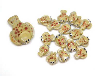 Lampwork fish beads, Green glass flounder, Lampwork flounder, Glass fish, River fish beads, avocado green