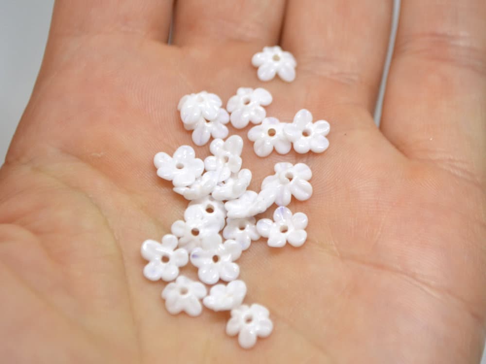 Mini flower beads, White opaque beads, Wedding flowers, Flower embellishment, Flower applique, tiny flowers