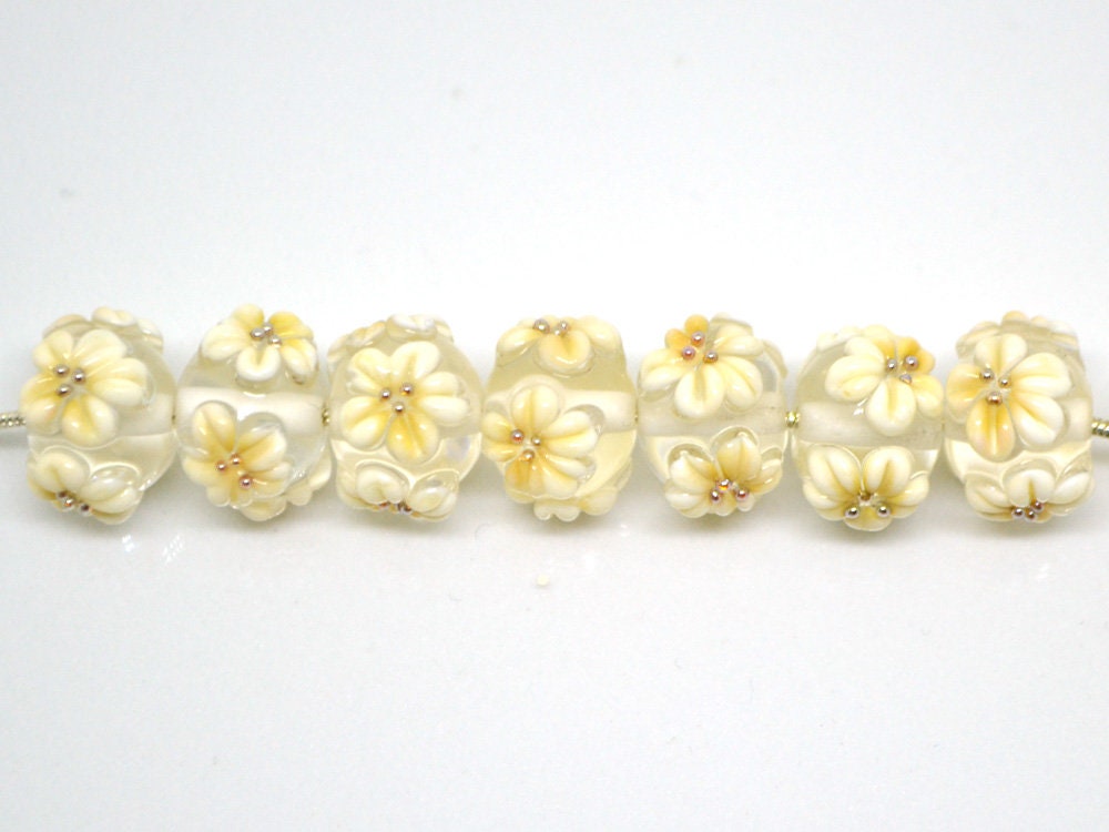 Ivory floral lampwork glass beads, Ivory flowers on transparent beads, Rondelle beads, Wedding bracelet, Jewelry making, Artisan lampwork