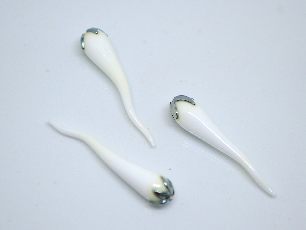 White silver chili peppers, Lampwork chili beads, Lampwork vegetables, White Vegetable, hot chili, Vegetable pendant, Handmade lampwork