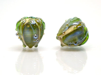 Olive green flower lampwork beads, Pale green glass beads, 10mm flower beads, Artisan lampwork garden floral theme beige gold jewelry supply