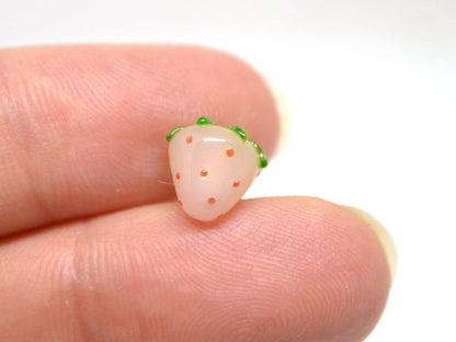 Small 7mm Strawberry glass beads, Pale pink strawberry, Lampwork berries, Mini berry beads, Berry jewelry, Glass Berry beads, Mini food