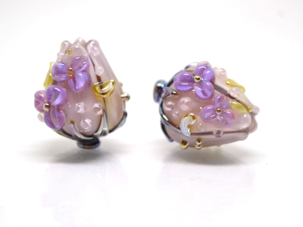 Pale purple flower bouquet lampwork beads, Light purple green mint lampwork beads, Artisan lampwork