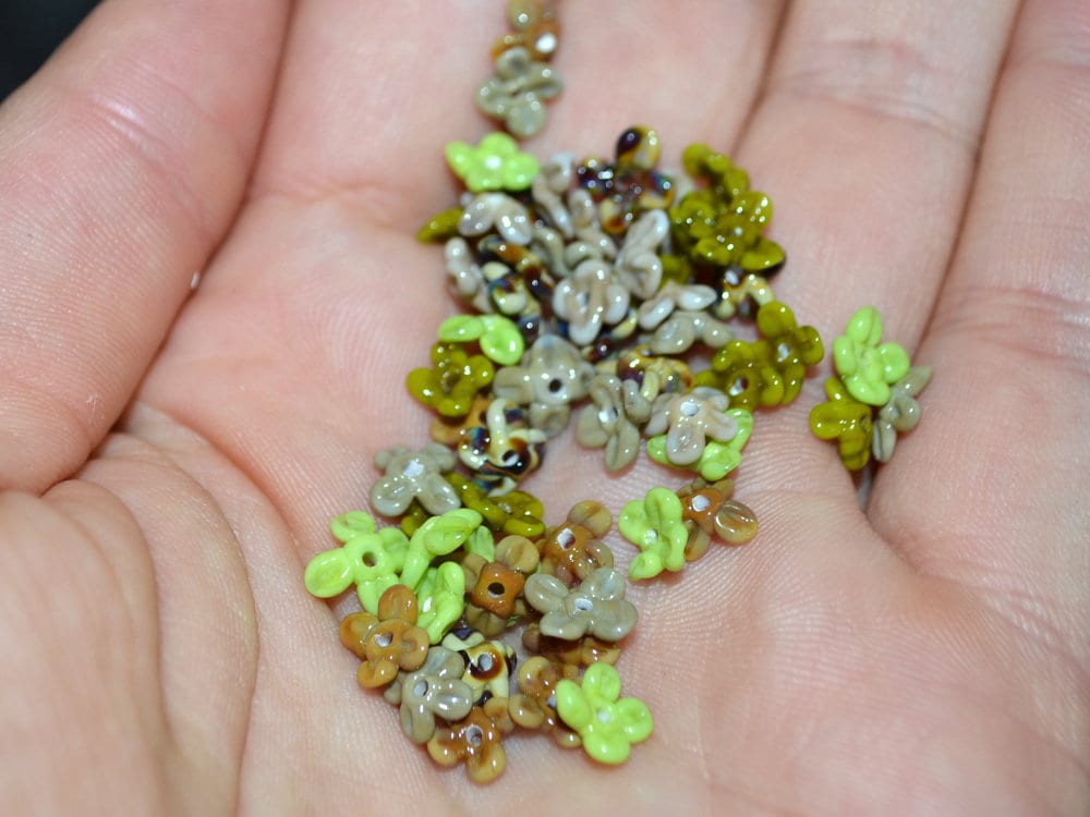 Tiny olive green flower beads, Very small flowers, Opaque glass flower, Green small flower beads, 5mm flowers, Artisan lampwork