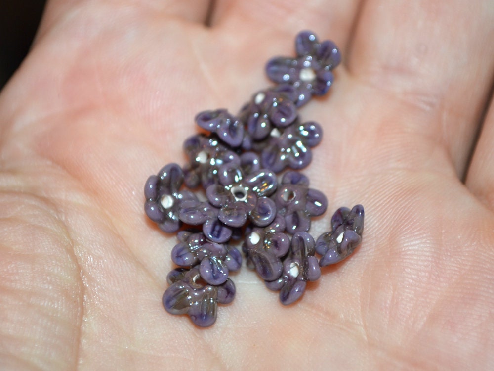 Dark lilac Mini flower beads, Purple shine beads, Small flowers, Flower embellishment, Tiny flowers, Small Tiara flowers