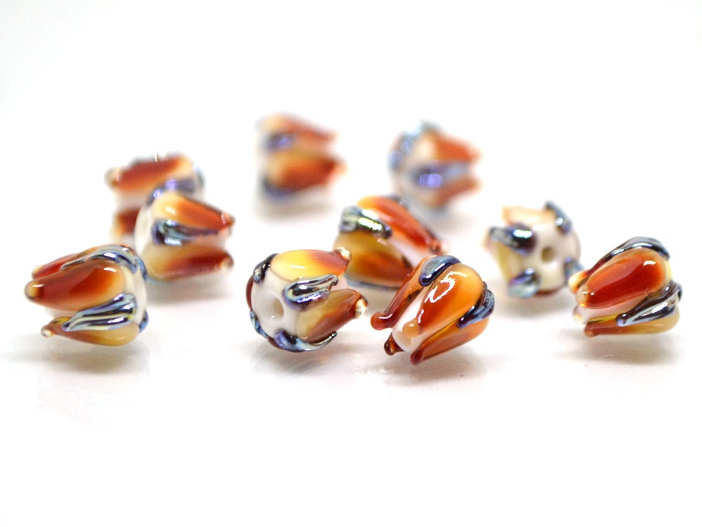 Red small lampwork beads, Transparent red white flower beads, Tiny glass beads, 7mm flower beads, Artisan lampwork