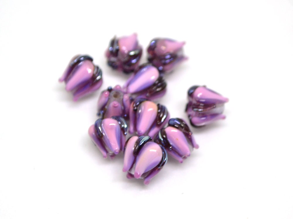 Deep purple lavender small lampwork beads, Purple floral beads, Artisan lampwork, Tiny glass beads, Tiny beads, 7mm flower beads, glass art