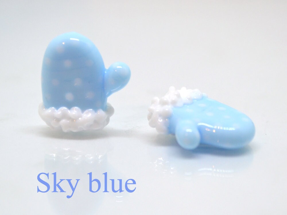 Blue glass mitten bead, Lampwork mitten bead, Vertically Drilled Blue with White Polka Dots, Christmas lampwork