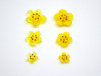Sunny yellow flower glass beads|Set of 12pcs|Transparent|Opaque|Artisan Lampwork|Bright yellow|Bead set|Sunshine yellow|Floral lampwork bead