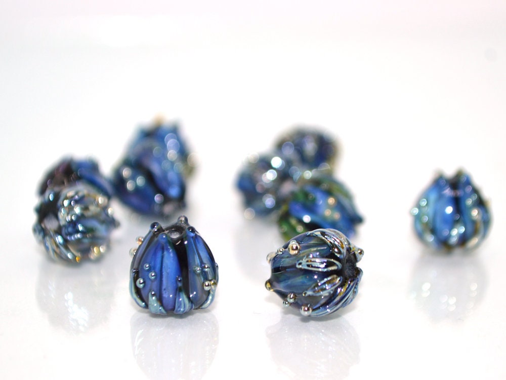 Blue black flower glass beads, Artisan lampwork floral beads, 10mm flower beads, space beads, Floral lampwork, Black flower blue silver