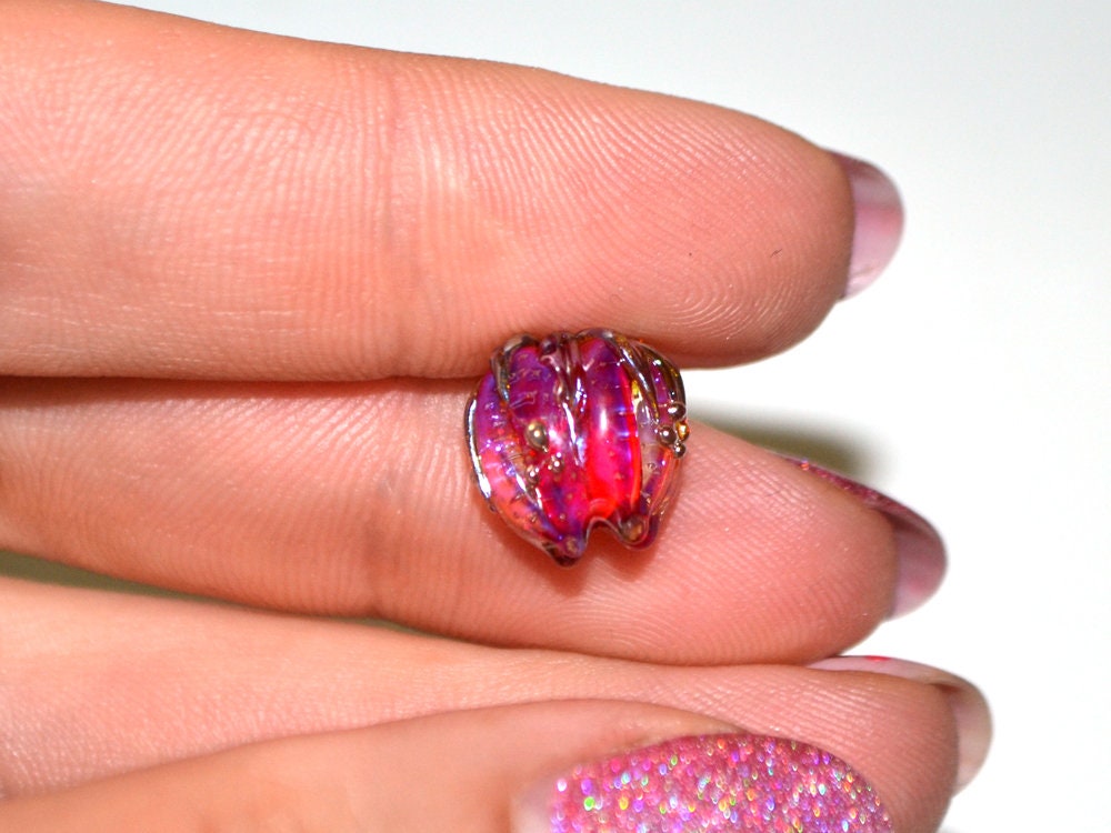 Fuchsia red gold flower beads, 10mm flower beads, Flower glass beads, Artisan Lampwork, Bright glass beads, Handmade glass art, Floral beads