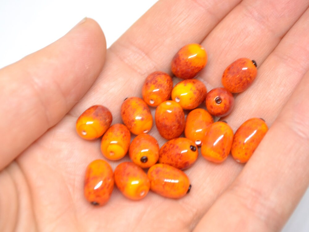 Glass sea buckthorn beads 2 pcs, Orange Glass berry, Orange lampwork beads,  Lampwork berries, Artisan lampwork, half-drilled beads