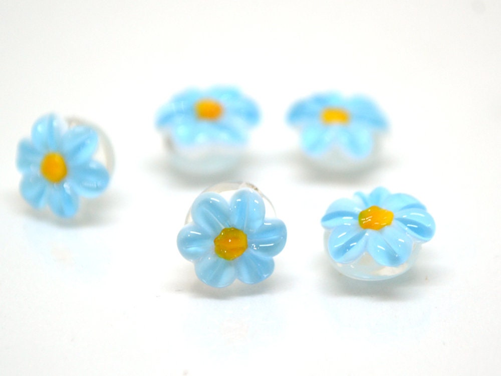 Sky blue Chamomile beads, Lampwork Chamomile flower bead, Aquamarine blue beads, Lentils beads, Blue flower bead, Baby blue, Field flower