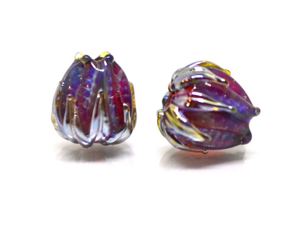 Ruby red silver flower beads, 10mm flower beads, Lampwork flower bead, Glass beads, Floral lampwork, Artisan lampwork, Handmade beads