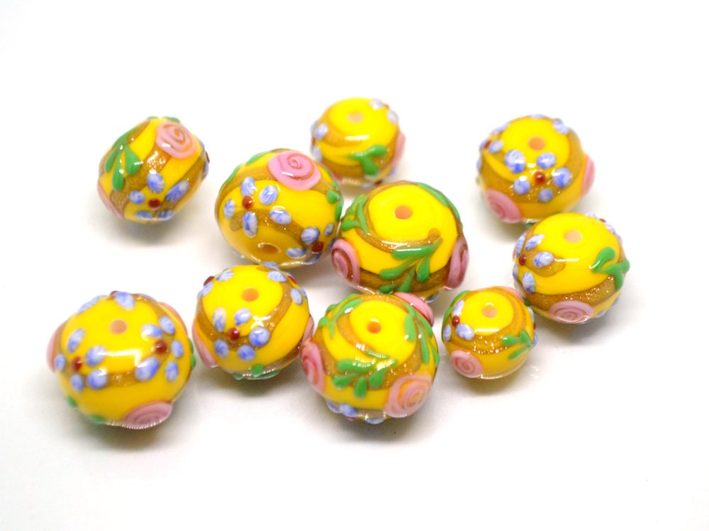 Sunny Yellow Glass beads, Vintage glass beads, Venetian Glass, One of a kind beads, Set of beads, Artisan lampwork