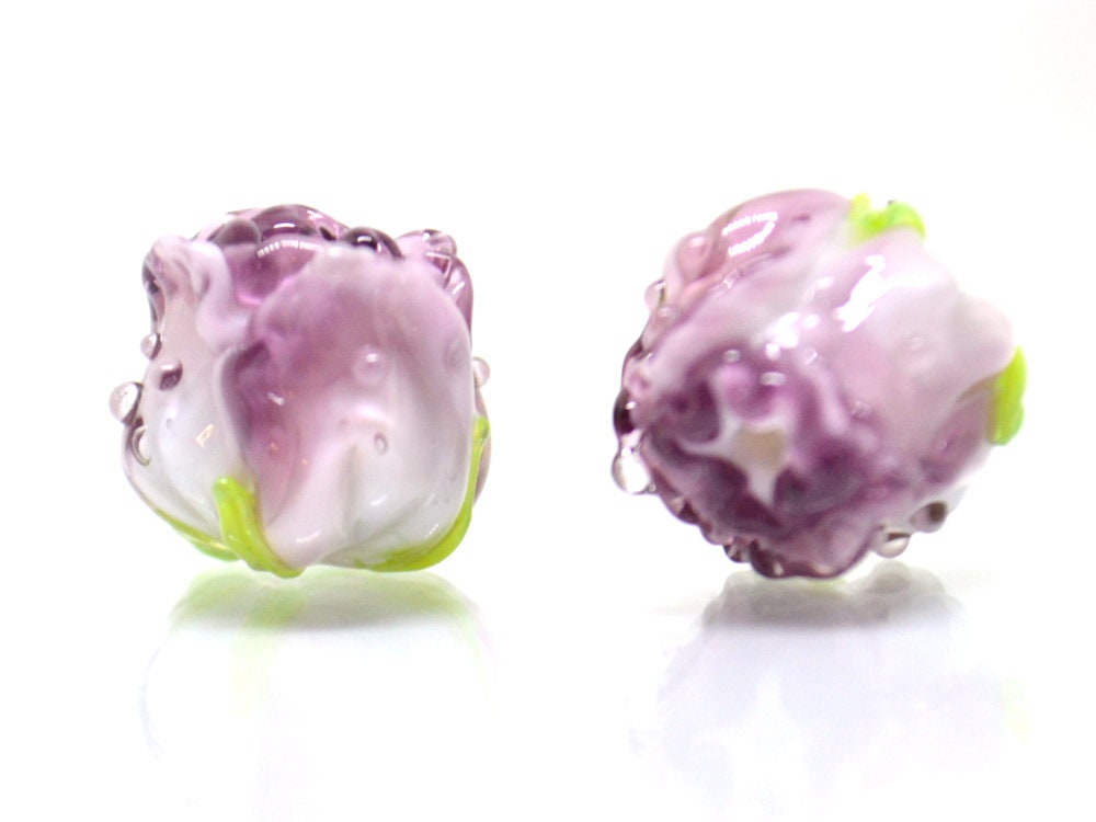 Amethyst white rosebud beads, Lilac floral lampwork, Lilac glass beads, DIY Jewelry, Flower glass beads, Flower Jewelry, Made for order