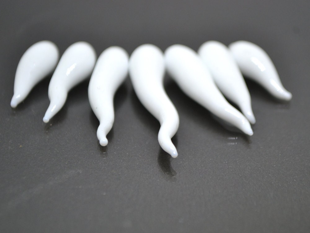 White opaque Lampwork Icicle, Icicle Glass Beads, Christmas beads, Glass Miniature Winter, Icicle pendant, Handmade lampwork, half-drilled