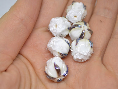 White silver rosebud beads, white floral lampwork, Glass rose beads, Lampwork pair, Flower bud beads, Floral jewelry making
