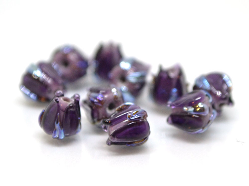 Dark purple small lampwork beads, purple silver flower beads, Tiny glass beads, 7mm flower beads, Artisan lampwork