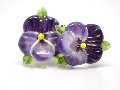 Purple glass pansy beads, Lampwork pansies, Lampwork flower beads, Purple lampwork pansy