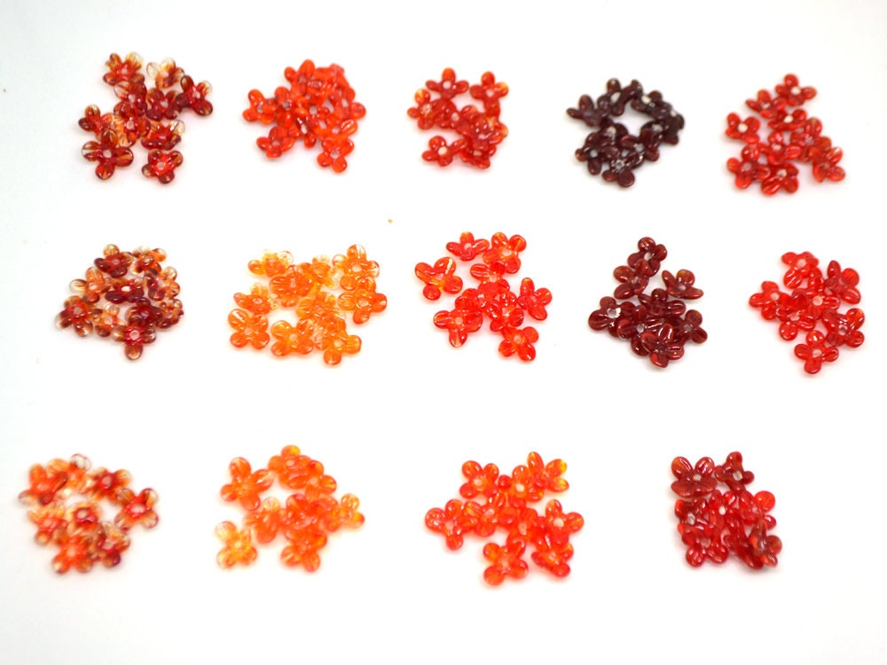 Red small flower beads, 14 shades of red flowers for headband, Red tiny flowers for tiara making, mini glass flower, transparent small beads