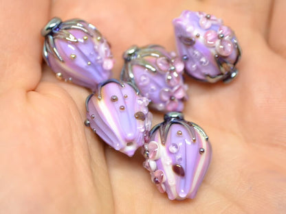 Lavender flower bouquet lampwork beads, Light purple lampwork beads, Artisan lampwork, beads for Designer