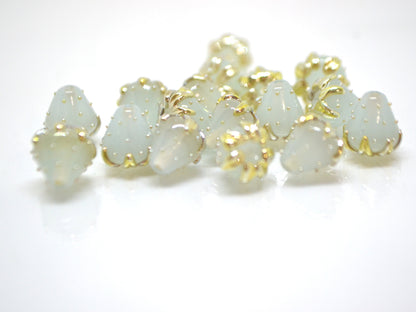 Pale blue berry beads with gold, Blue gold strawberry beads, Tiny glass beads, Blue 7mm beads, Handmade lampwork