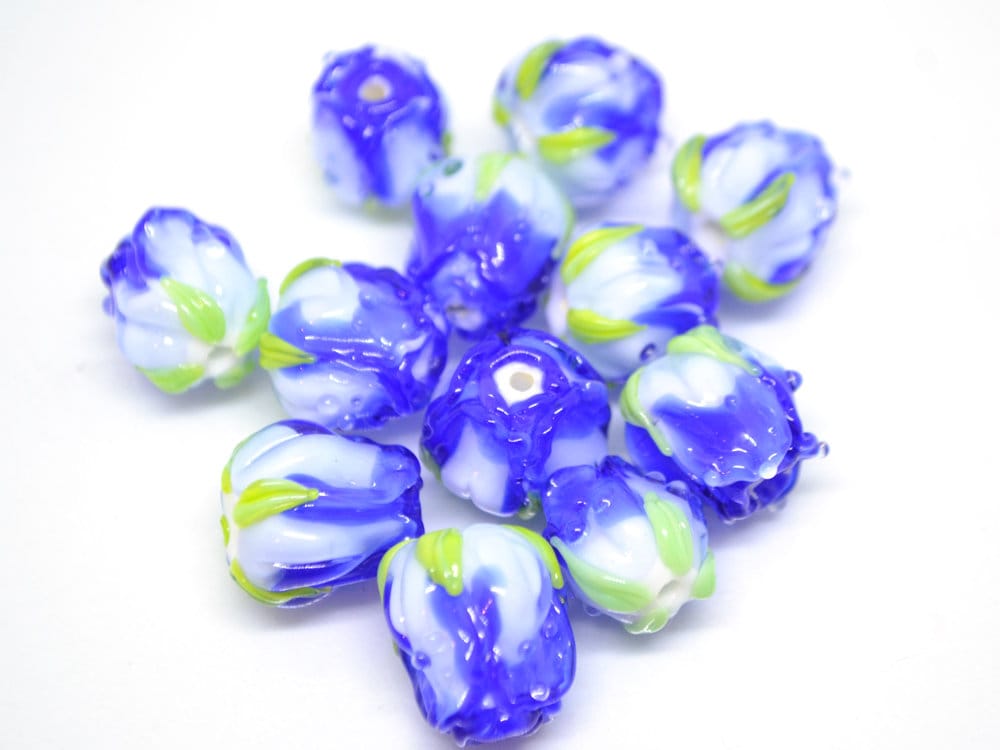 Blue rose bud beads, Lampwork rose beads, Cobalt blue beads, Artisan lampwork, Floral Lampwork pendant, DIY earrings, Glass flower jewelry