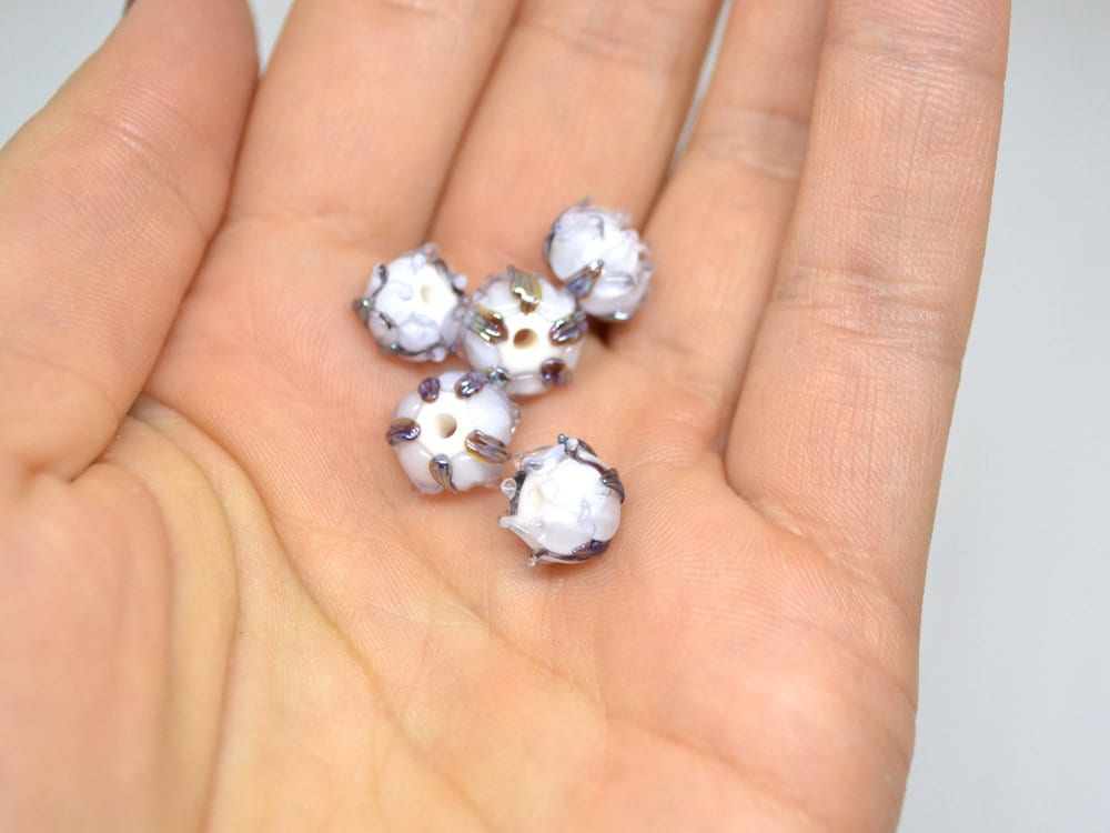 Light purple lampwork beads, Transparent purple flower beads, lavender silver flower beads, Artisan lampwork
