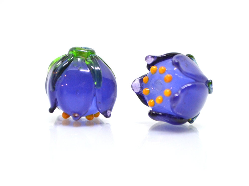 Purple bell flower beads, Lampwork bell beads, Purple flower beads, Artisan lampwork, handmade flower beads, 13mm beads, Floral lampwork